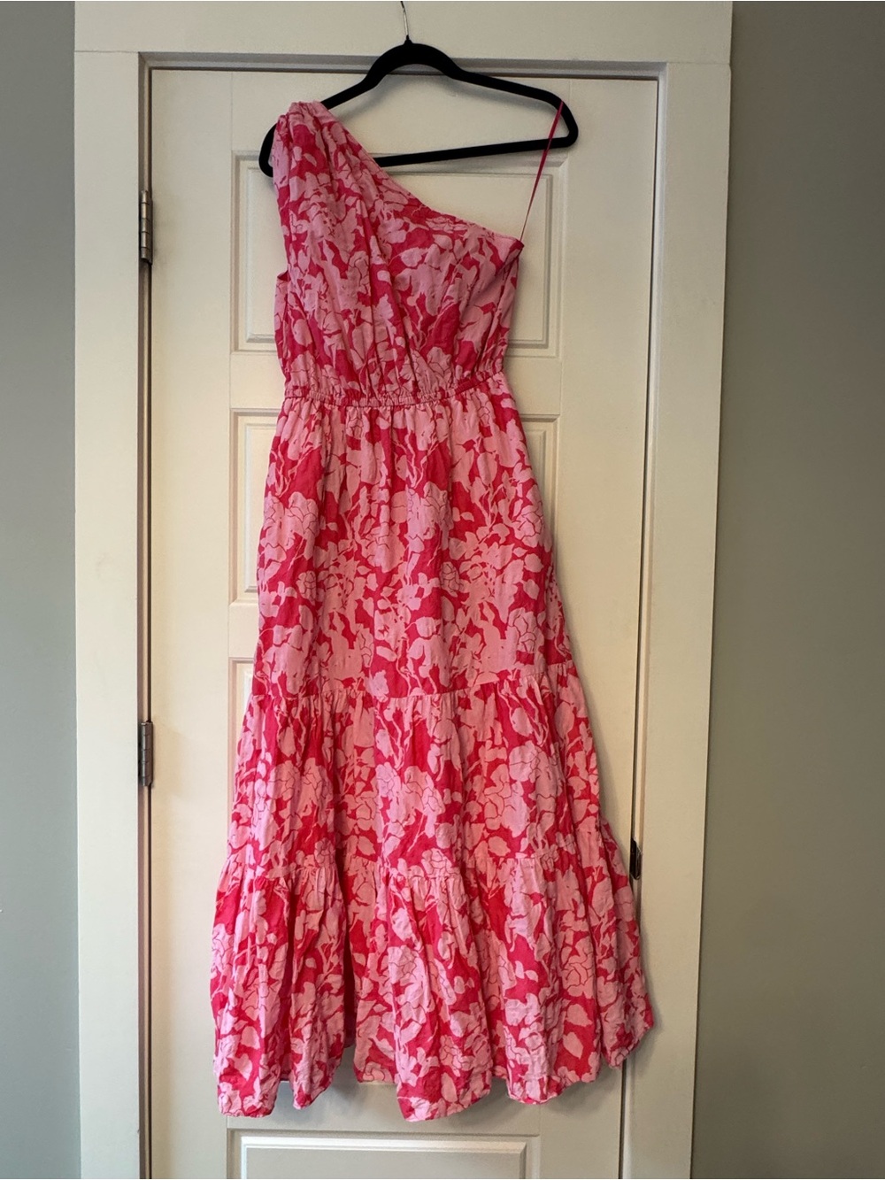 Tuckernuck Hyacinth House Sybil Pink Floral One-Shoulder Maxi Dress S